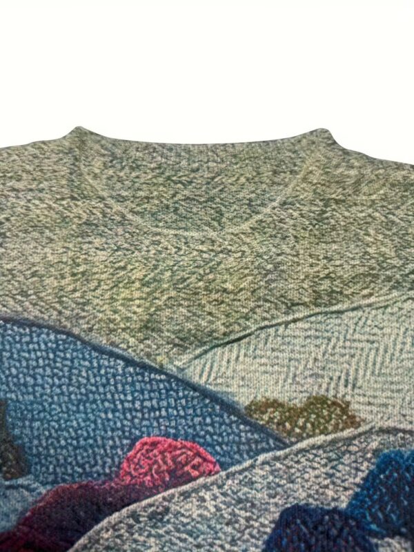 Women's Round Neck All-Over Patterned Sweater X007